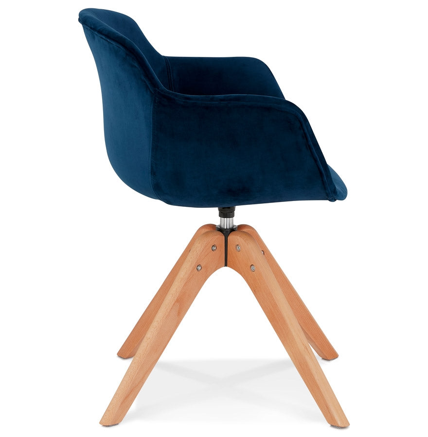 Velouria | Luxe fauteuil met armleuningen - elegant design - natuurlijk hout