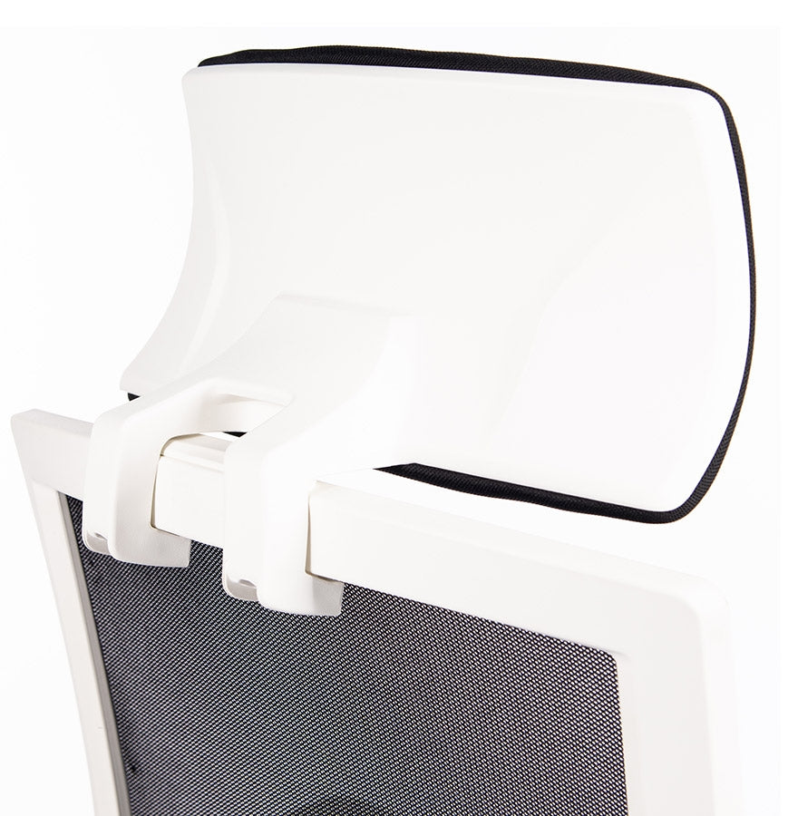 Vintara | Luxe bureaustoel met zwart stof en wit frame-OfficeKing