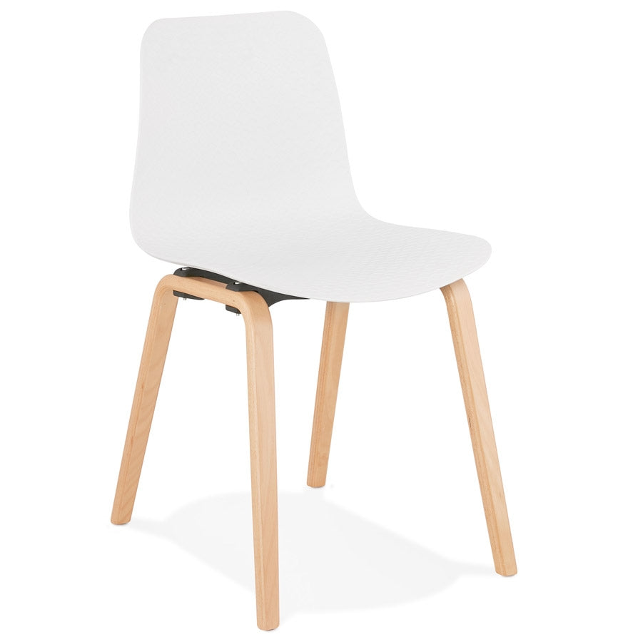 Nordaluxe | Scandinavische stoel – elegant design met natuurlijke houten poten