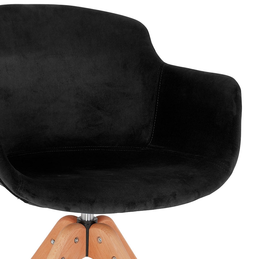 Veloria | Luxe fauteuil met armleuningen – zwart fluweel – natuurlijk hout-OfficeKing