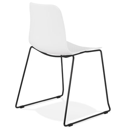 Vitraza | Luxe witte stoel met zwarte metalen poten-OfficeKing