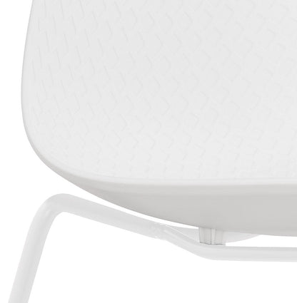 Alurea | Elegante witte stoel met metalen poten-OfficeKing