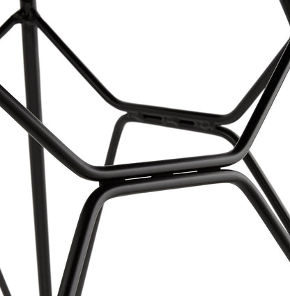 Vistara | Designstoel in zwart - industriële flair met metalen voet-OfficeKing