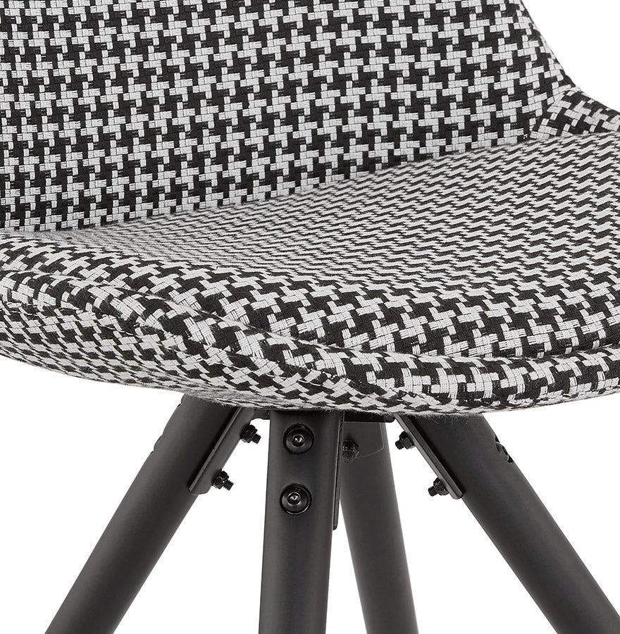 Havelle | Luxe fauteuil in pied-de-poule met zwart houten poten