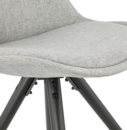 Gravitas | Luxe grijze stoel met zwarte poten – modern design-OfficeKing