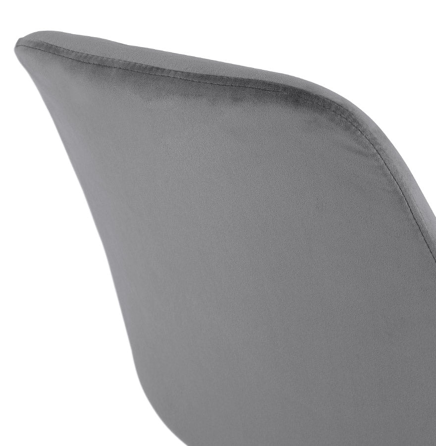 Vistara | Luxe grijze fauteuil met natuurlijke houtstructuur