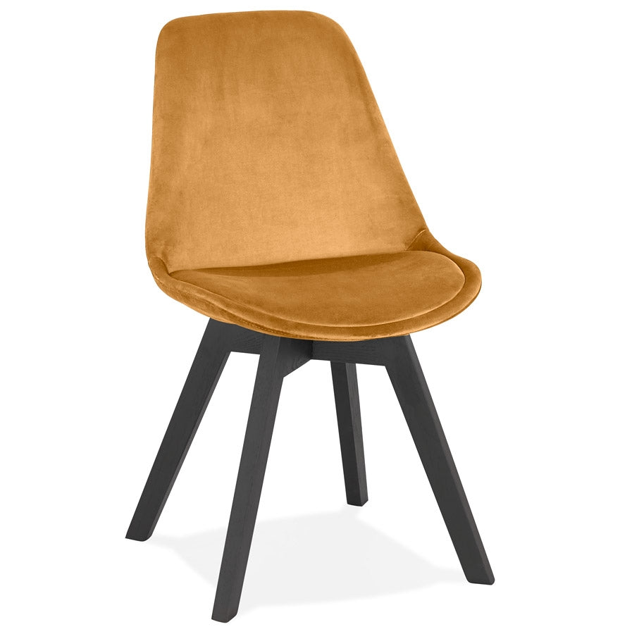 Velorex | Luxe mosterdfluwelen stoel – elegant design – zwart houten accenten