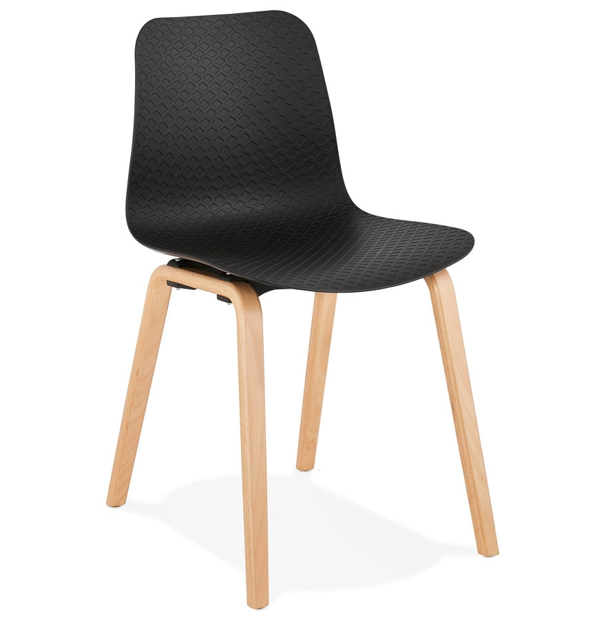 Nordique | Luxe fauteuil noir avec pieds en bois naturel