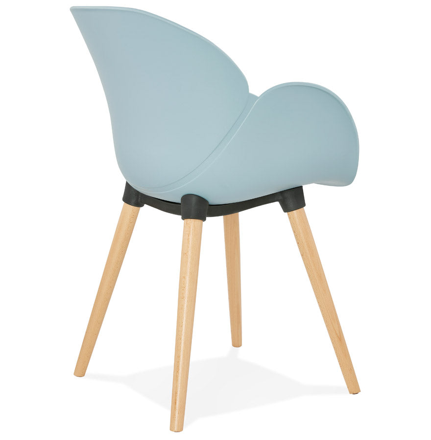 Nordique | Luxe blauwe designstoel met houten poten