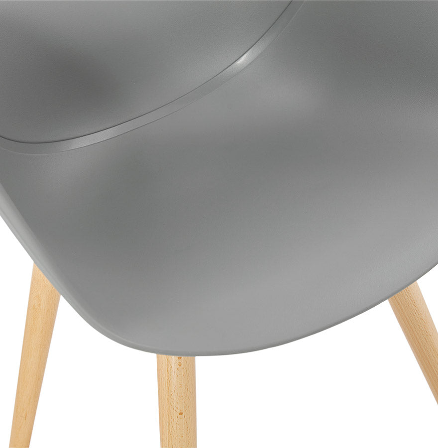 Nordara | Elegante stoel met houten poten - Scandinavisch design