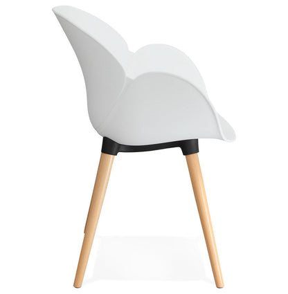 Nordique | Elegante stoel met Scandinavisch design – comfortabele houten poten-OfficeKing