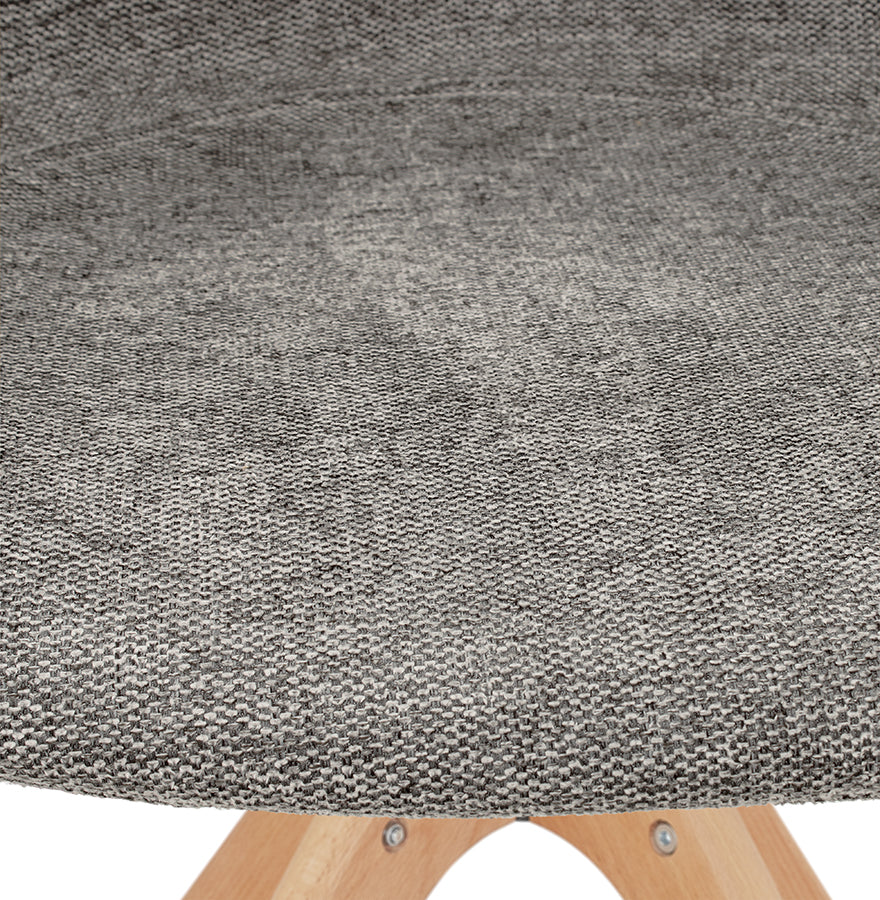 Nobelle | Luxe armstoel in donkergrijs – natuurlijk hout