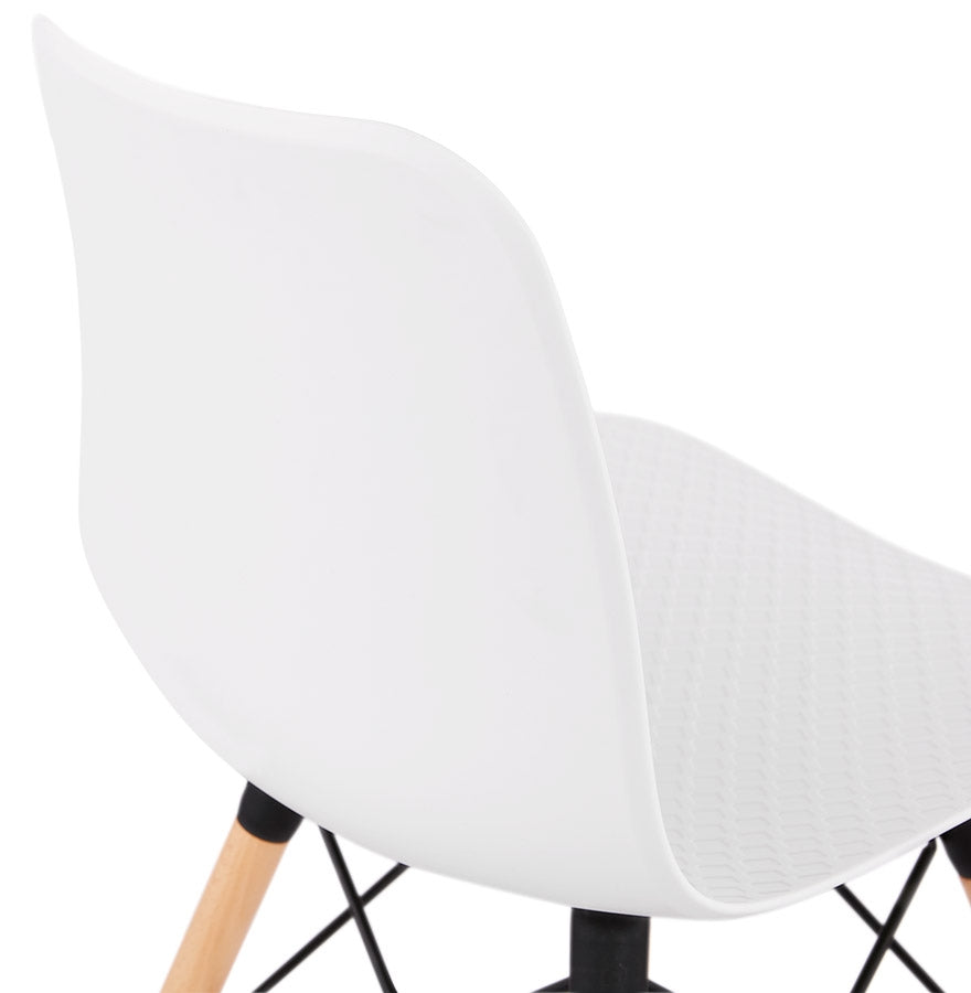Nordalux | Elegante Scandinavische Stoel – Tijdloos en Comfortabel-OfficeKing